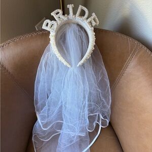 Bride Pearl Headband Veil - White